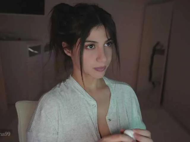 -catt- from BongaCams
