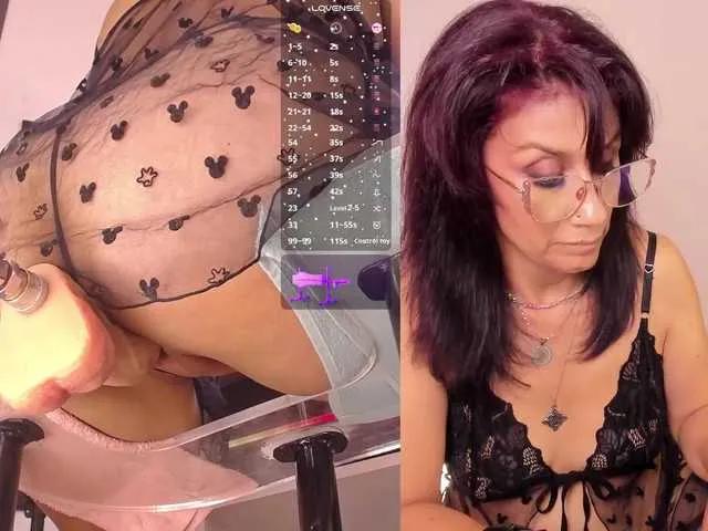 Discover Ahytana, she wants to masturbate for you Ahytana from BongaCams