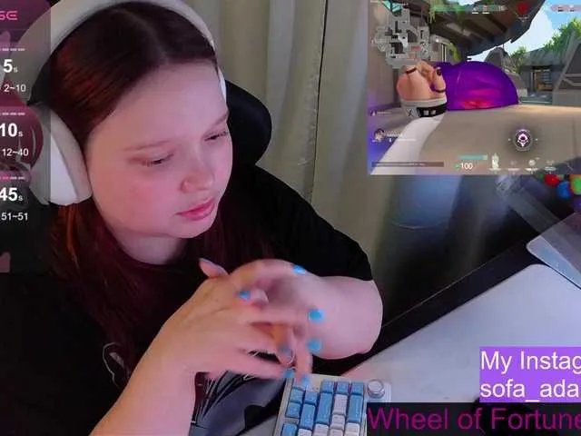 AlinaAdams from BongaCams