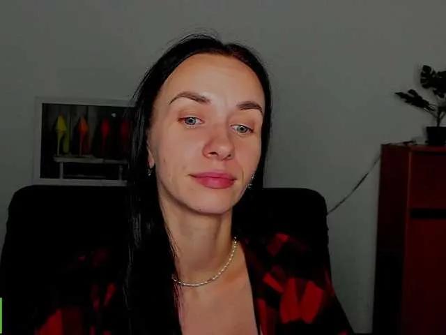 Slutty Annakillkiss wants you to fuck her body now Annakillkiss from BongaCams
