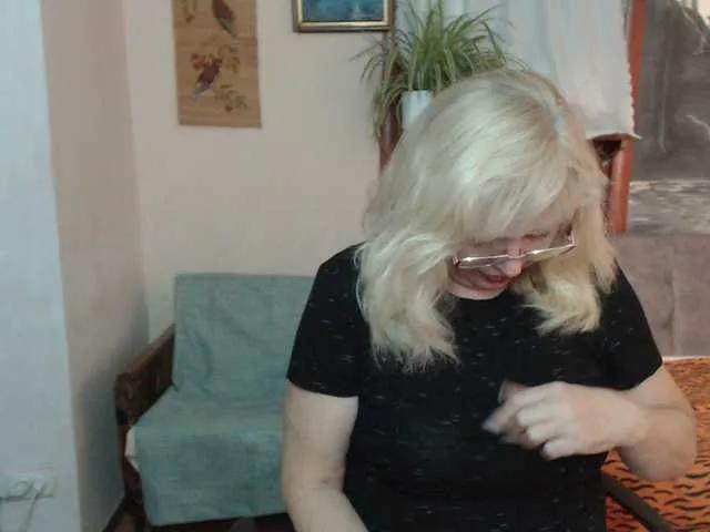 Masturbate to naked performer BarbaraBlondy BarbaraBlondy from BongaCams