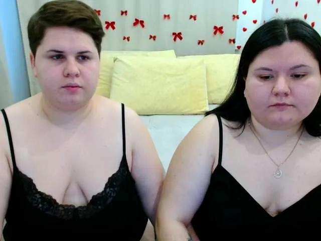 BeckyAndEllen from BongaCams