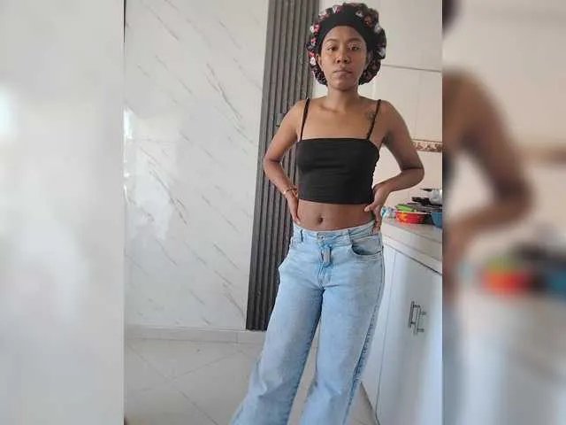 carameldesire0612 from BongaCams