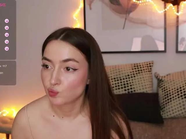 ChloeMeow from BongaCams