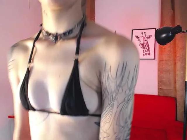 Discover slutty stripper DakariaHills DakariaHills from BongaCams