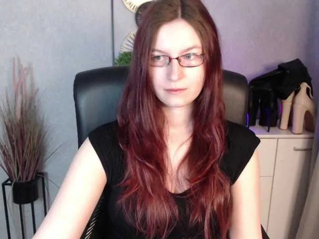 EmmaHeart from BongaCams