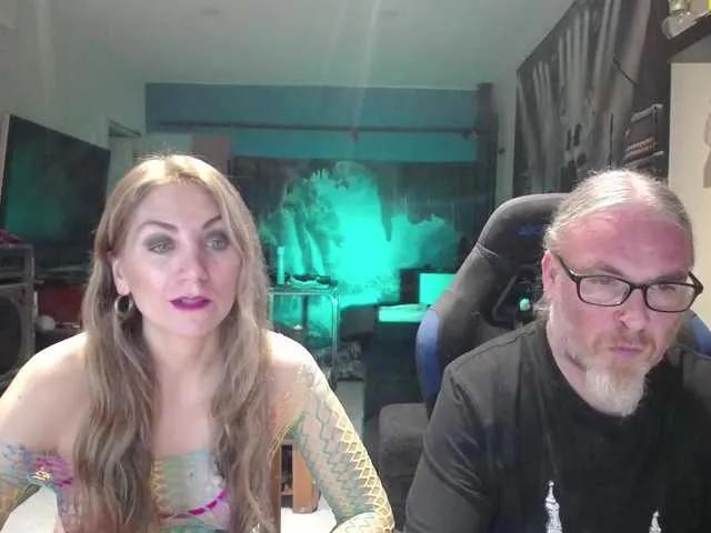 GiselleandJay from BongaCams