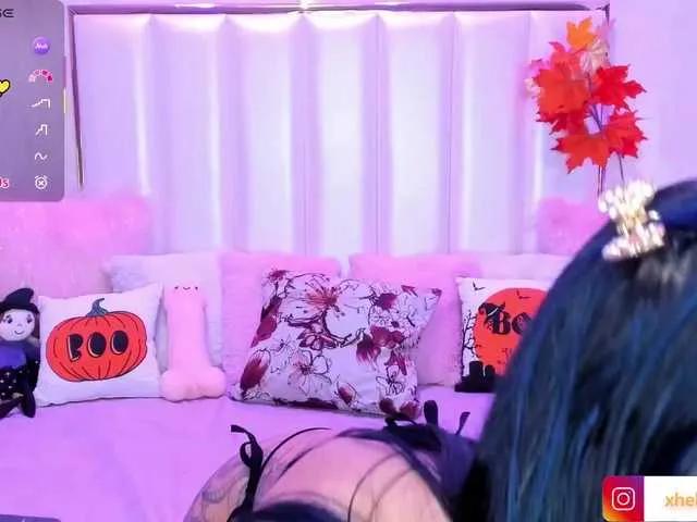 Sexy HellenParis wants you to fuck her body now HellenParis from BongaCams