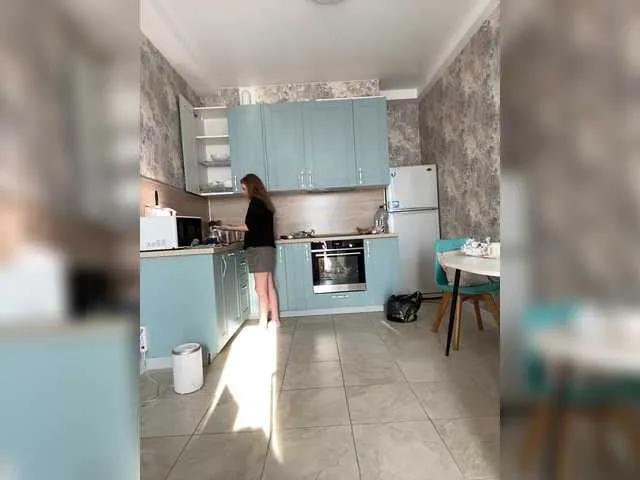 Incredible123 from BongaCams
