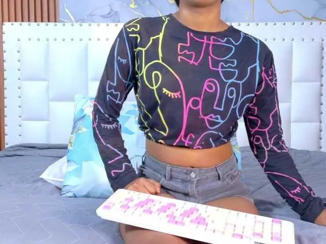 Indiancutiie from BongaCams