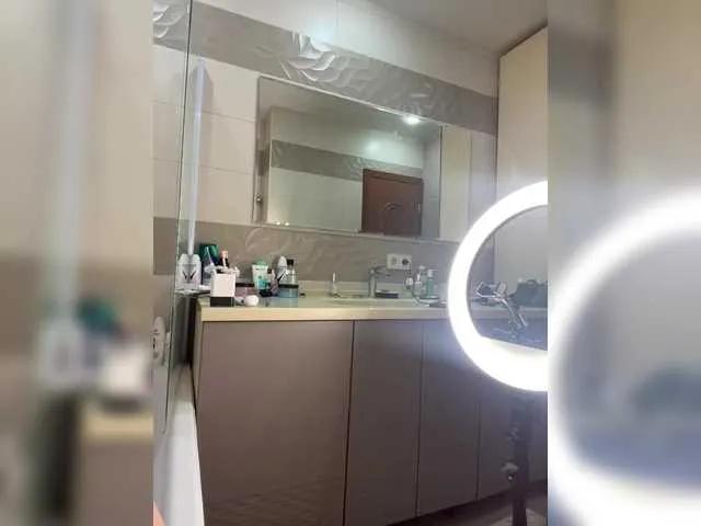 KarinaSunsets from BongaCams