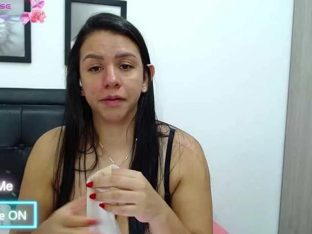 kelly-joness from BongaCams