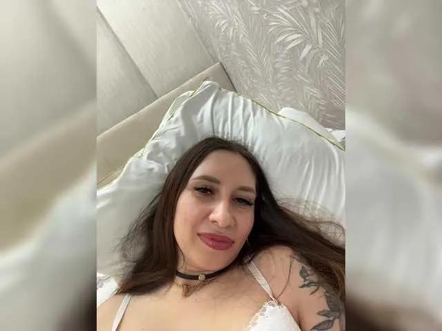 kiska-Eva from BongaCams