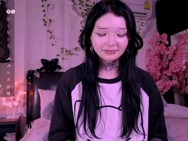 Leinbone from BongaCams