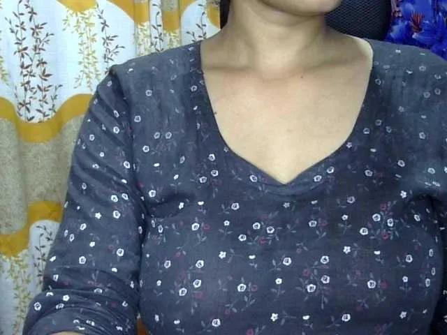 lima11 from BongaCams