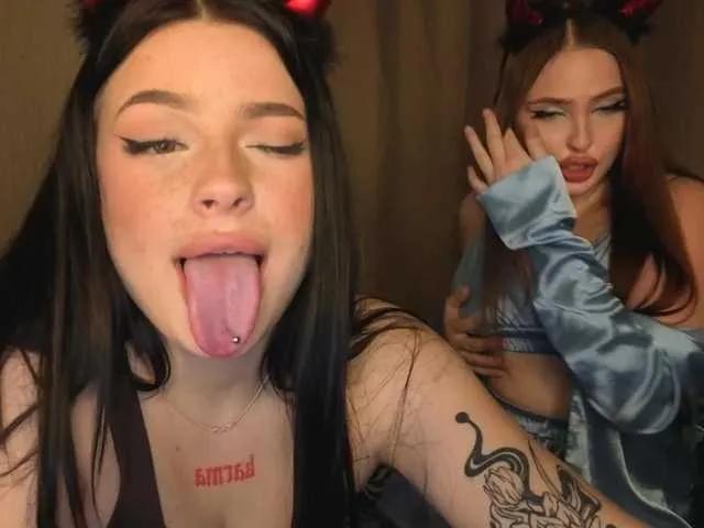 LisaAndDenis from BongaCams