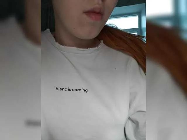 Lolikkat1 from BongaCams