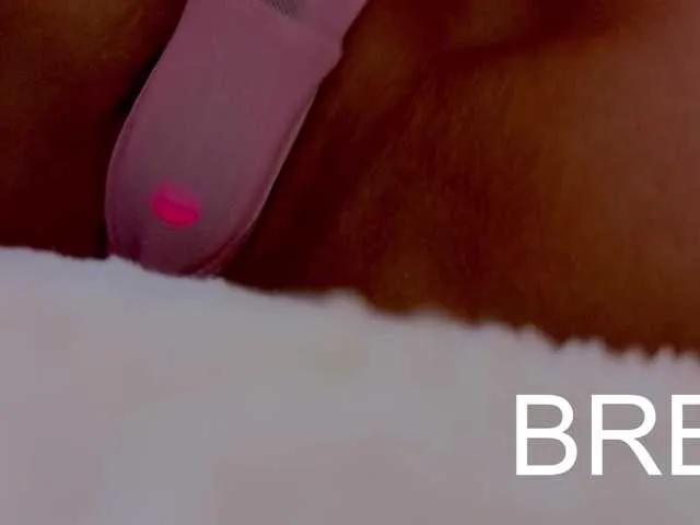 MiamiMur from BongaCams