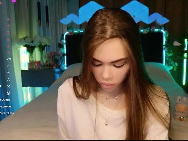 MimiForce from BongaCams