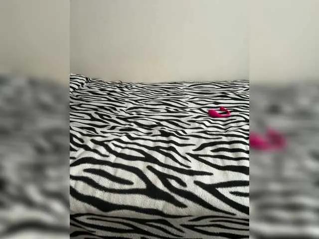 molochnaya000 from BongaCams