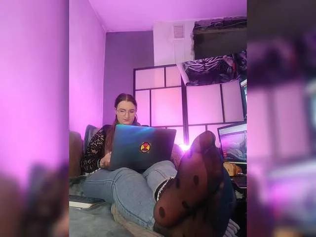 Admire Monikanylon, she wants to masturbate for you monikanylon from BongaCams