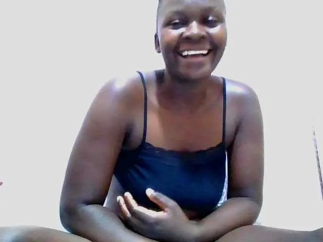 Sexylynn32 from BongaCams