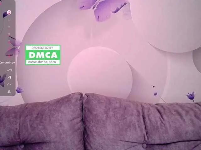 soulbody from BongaCams