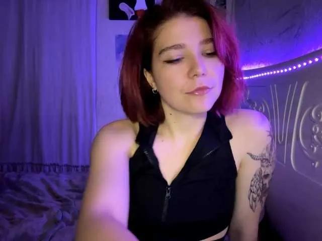 TraceyKalani from BongaCams