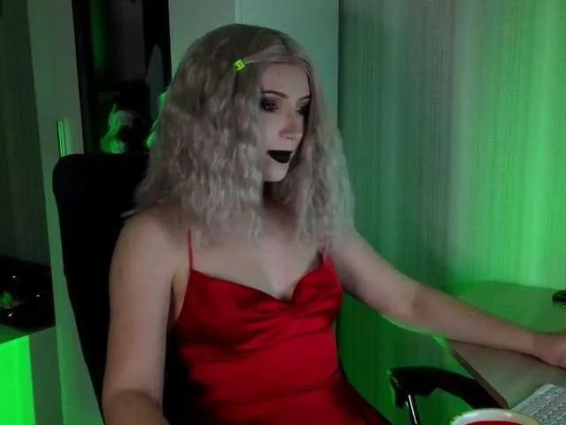 Checkout VelvetSiren, she wants to masturbate for you VelvetSiren from BongaCams