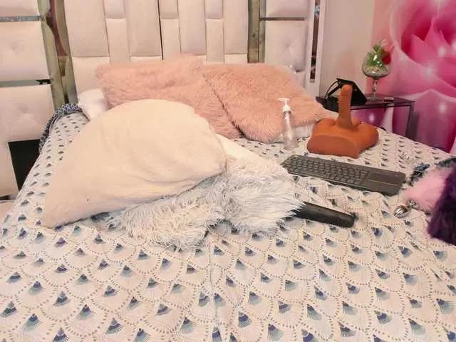 Yelena-mutiz from BongaCams