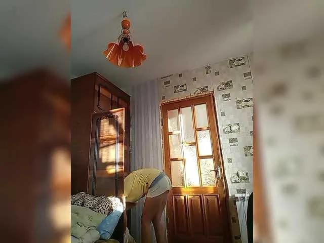 YouGirlXXX from BongaCams