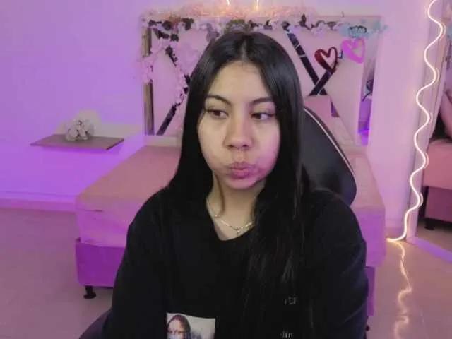 ZURY-TAY from BongaCams