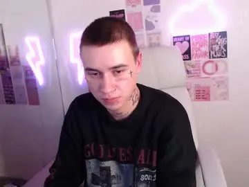 _honeyberry_ from Chaturbate