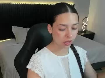 angeline_davies from Chaturbate