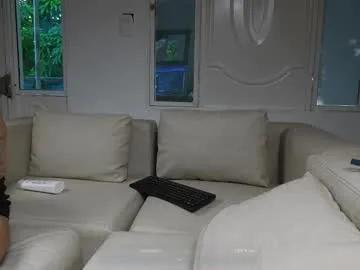 crimson_heart from Chaturbate