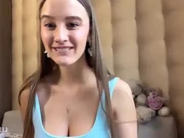emi__ly from Chaturbate