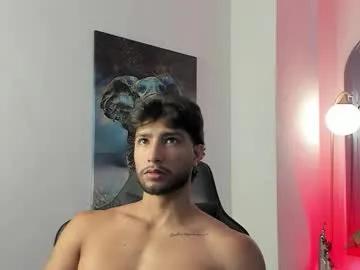 emmet_collins from Chaturbate