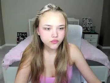 flooora_0 from Chaturbate