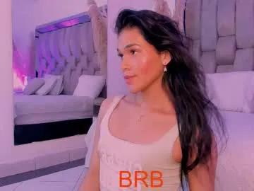 Masturbate to Chaturbate's Isa_little_star isa_little_star from Chaturbate