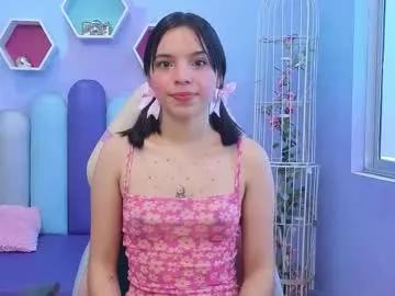 Join Issa_skinny_, she wants to masturbate for you issa_skinny_ from Chaturbate