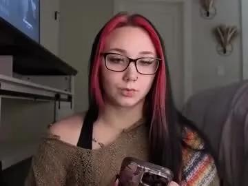 iveyjade33 from Chaturbate