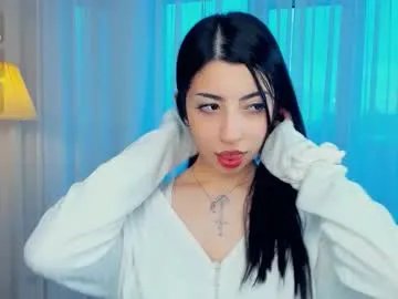 kindraevert from Chaturbate