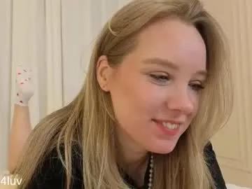 l1n4luv from Chaturbate