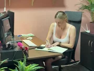 legsl0ng from Chaturbate