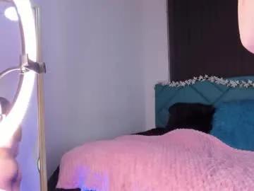 Admire Lola_bernard, she wants to masturbate for you lola_bernard from Chaturbate