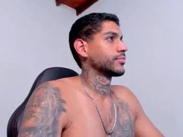 Admire Chaturbate's Luigi1_ luigi1_ from Chaturbate