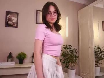 Cute Minimeows wants you to fuck her body now minimeows from Chaturbate