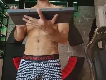 mystrongsubmissive from Chaturbate