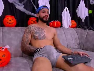 pegaso_win from Chaturbate