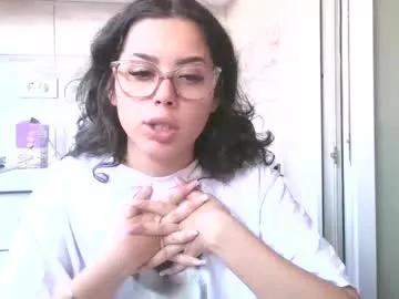 Join Prettyjulliette, she wants to masturbate for you prettyjulliette from Chaturbate
